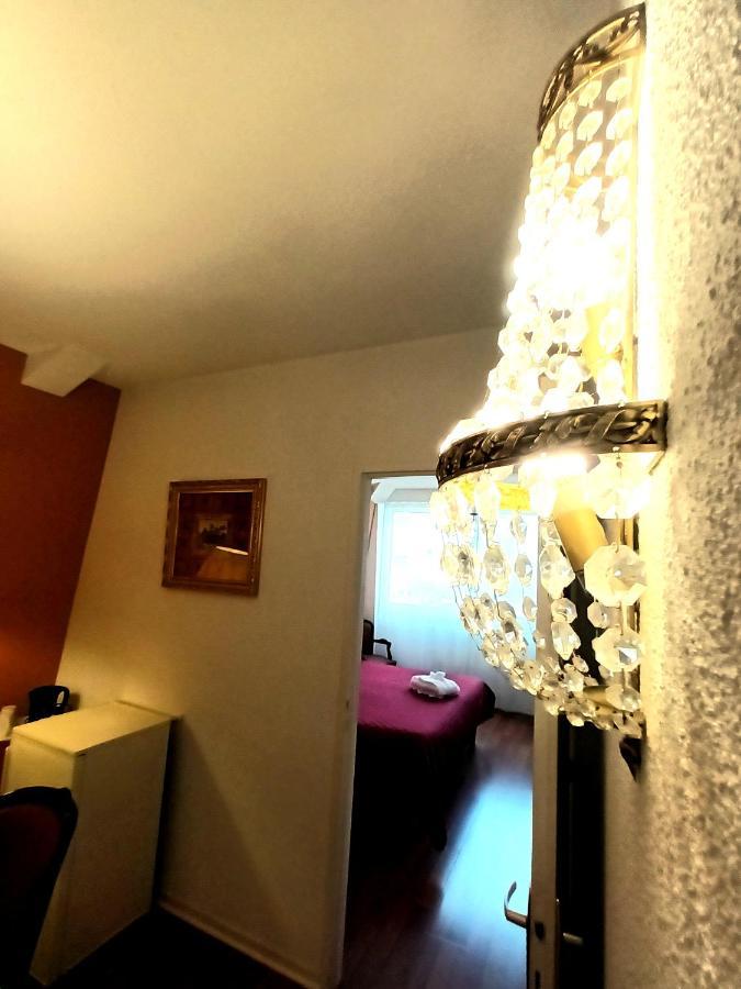 Hotel Jeanne D'Arc Lourdes Eksteriør bilde