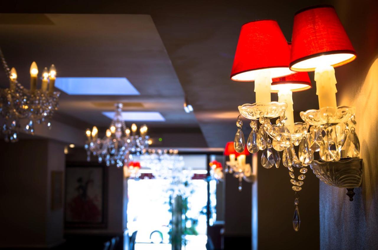 Hotel Jeanne D'Arc Lourdes Eksteriør bilde